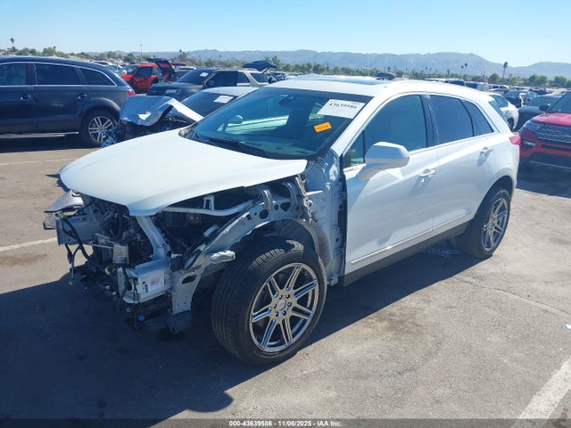 2017 CADILLAC XT5 1GYKNDRS9HZ114358 Photo 1