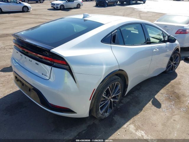 2024 TOYOTA PRIUS JTDACAAU2R3033144 Photo 3