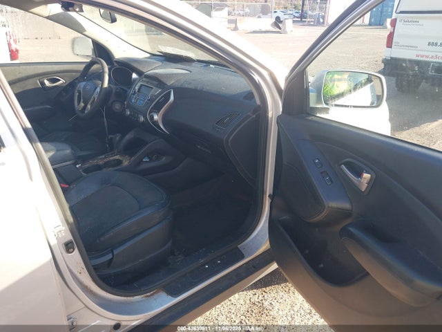 2012 HYUNDAI TUCSON KM8JU3AC6CU388461 Photo 4