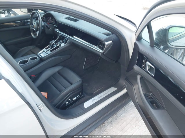 2019 PORSCHE PANAMERA E-HYBRID WP0AE2A76KL125180 Photo 4