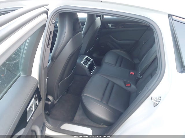 2019 PORSCHE PANAMERA E-HYBRID WP0AE2A76KL125180 Photo 7