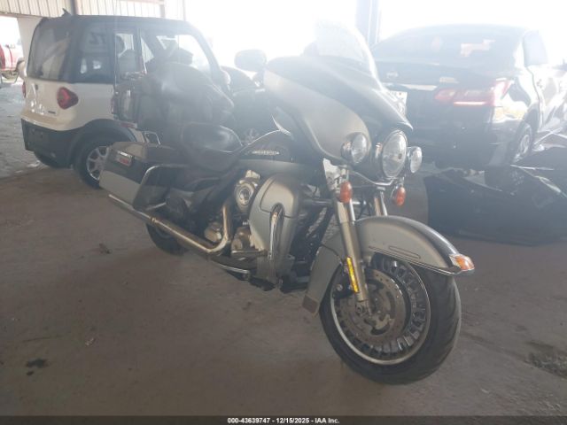 2012 HARLEY-DAVIDSON FLHTK 1HD1KEM15CB645460