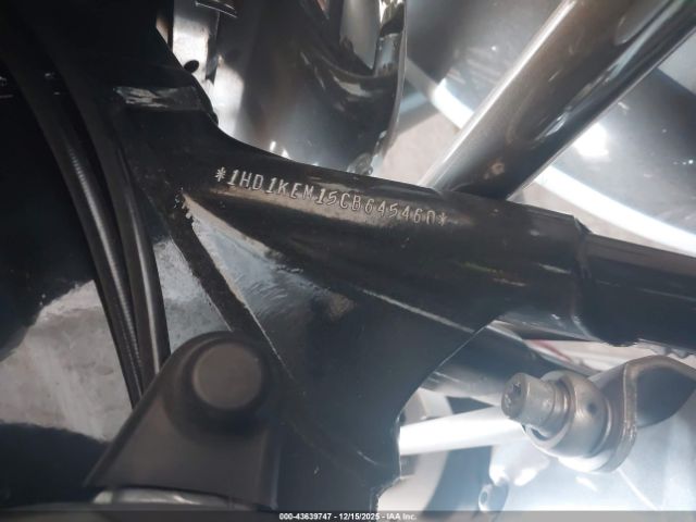 2012 HARLEY-DAVIDSON FLHTK 1HD1KEM15CB645460 Photo 9