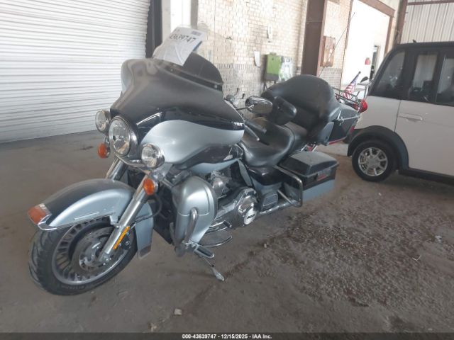 2012 HARLEY-DAVIDSON FLHTK 1HD1KEM15CB645460 Photo 1