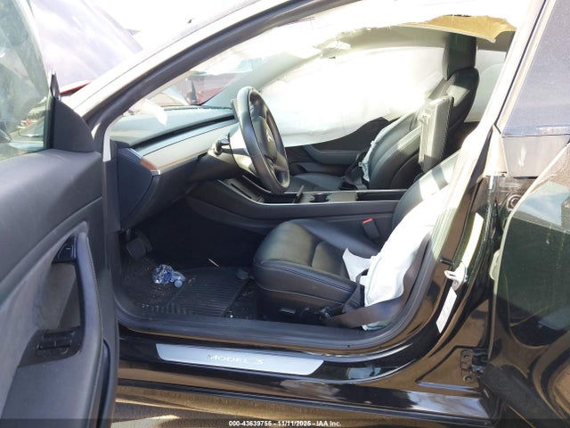 2019 TESLA MODEL 3 5YJ3E1EA2KF409966 Photo 4
