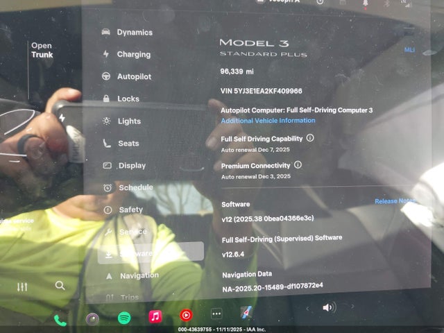 2019 TESLA MODEL 3 5YJ3E1EA2KF409966 Photo 6