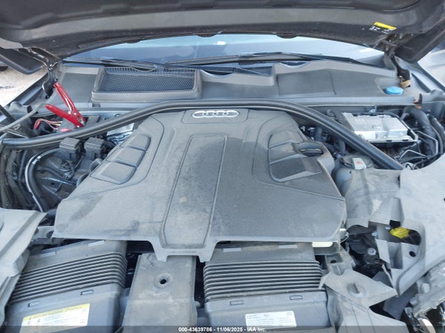 2019 AUDI Q7 WA1LAAF7XKD048597 Photo 9