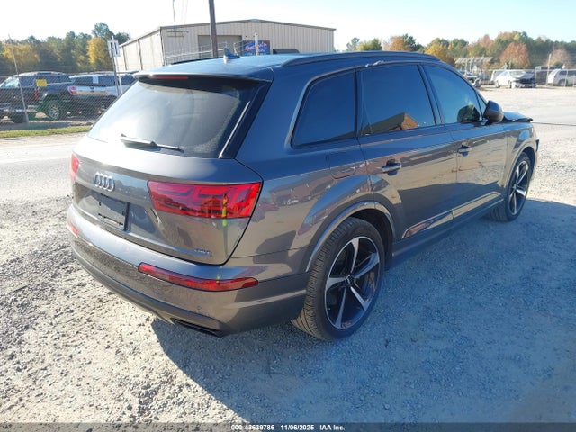 2019 AUDI Q7 WA1LAAF7XKD048597 Photo 3