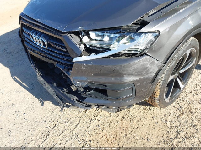 2019 AUDI Q7 WA1LAAF7XKD048597 Photo 5
