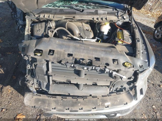 2019 RAM 1500 CLASSIC 1C6RR7KT3KS742646 Photo 9