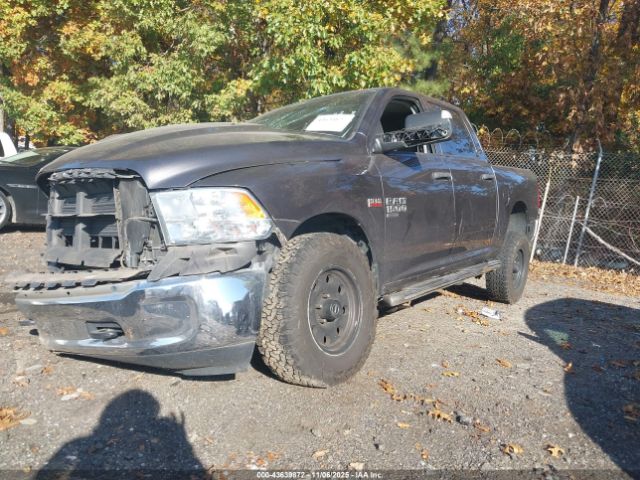 2019 RAM 1500 CLASSIC 1C6RR7KT3KS742646 Photo 1