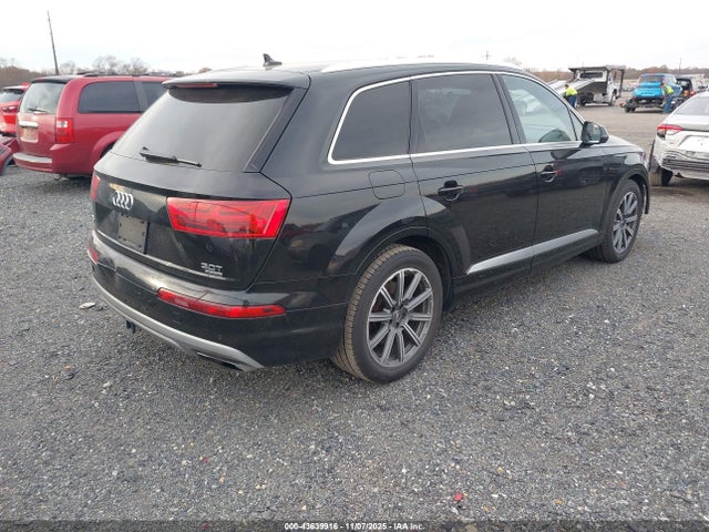 2017 AUDI Q7 WA1VAAF72HD046411 Photo 3