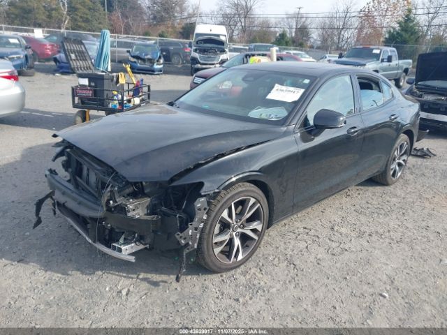 2023 VOLVO S60 7JRL12TW9PG254900 Photo 1