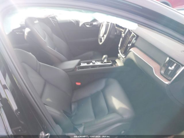 2023 VOLVO S60 7JRL12TW9PG254900 Photo 4