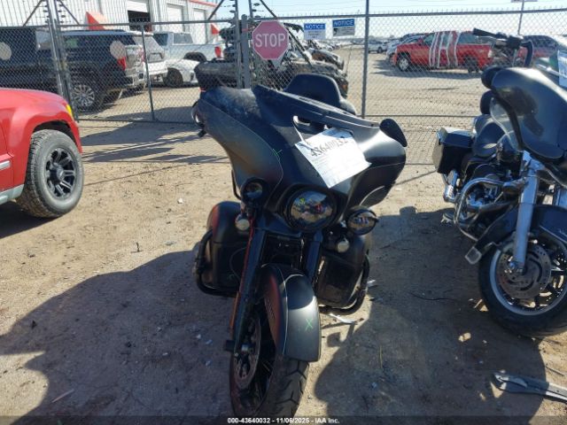 2021 HARLEY-DAVIDSON FLHTK 1HD1KEF13MB637081 Photo 4