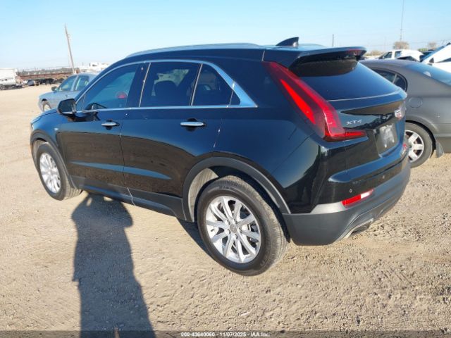 2022 CADILLAC XT4 1GYAZAR40NF146211 Photo 2