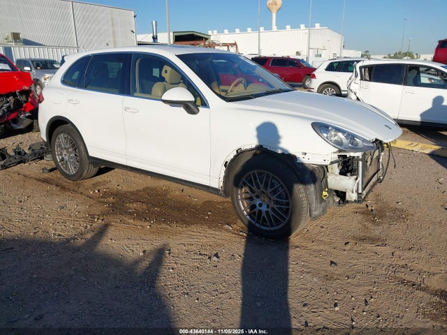 2013 PORSCHE CAYENNE WP1AA2A23DLA03457 Photo 0