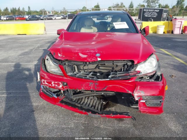 2013 MERCEDES-BENZ C 250 WDDGF4HBXDR301022 Photo 5