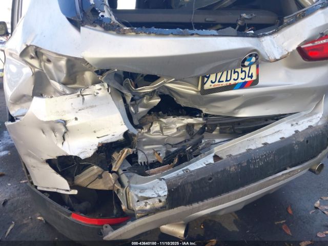 2017 BMW X1 WBXHT3C34H5F81864 Photo 5