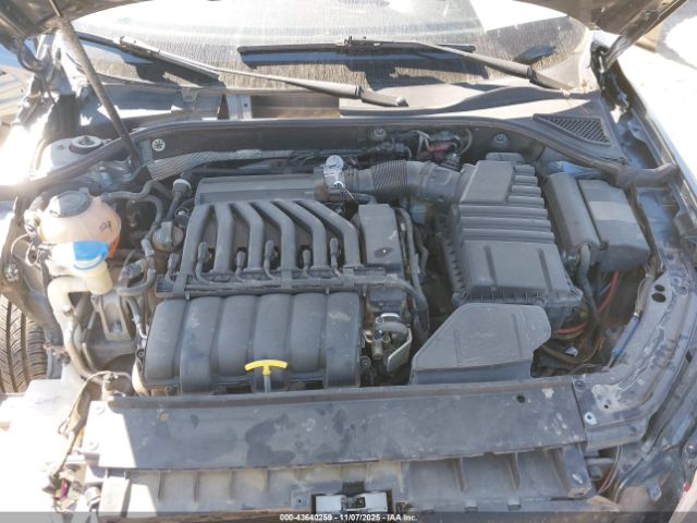 2018 VOLKSWAGEN PASSAT 1VWJM7A35JC051405 Photo 9