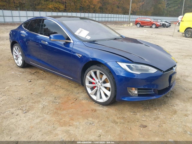 2016 TESLA MODEL S 5YJSA1E42GF144216 Photo 0