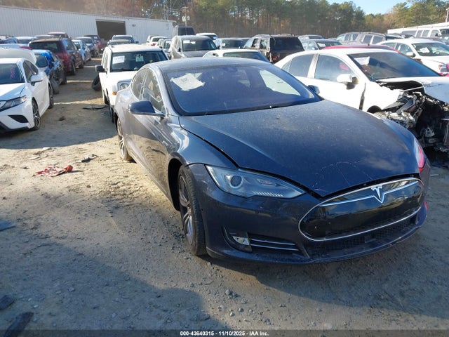 2014 TESLA MODEL S 5YJSA1H12EFP60691 Photo 0