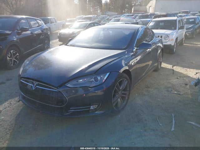 2014 TESLA MODEL S 5YJSA1H12EFP60691 Photo 1