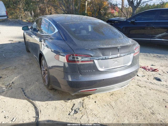 2014 TESLA MODEL S 5YJSA1H12EFP60691 Photo 2