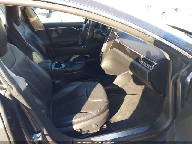 2014 TESLA MODEL S 5YJSA1H12EFP60691 Photo 4