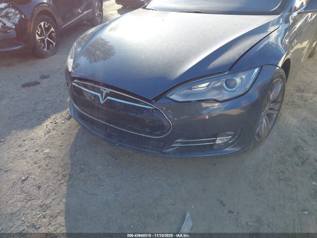 2014 TESLA MODEL S 5YJSA1H12EFP60691 Photo 5