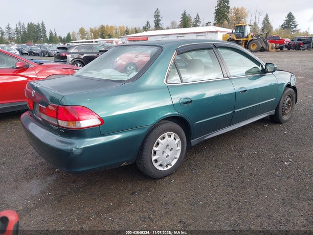 2002 HONDA ACCORD SDN 3HGCG66512G700575 Photo 3