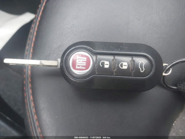 2015 FIAT 500E 3C3CFFGE6FT756576 Photo 10