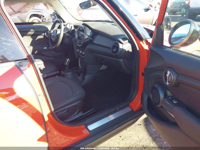 2020 MINI HARDTOP WMWXU7C07L2M08900 Photo 4