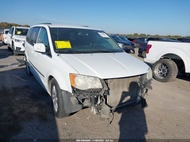 Auction sale of the 2014 Chrysler Town & Country Touring, vin: 2C4RC1BG1ER403321, lot number: 43640486