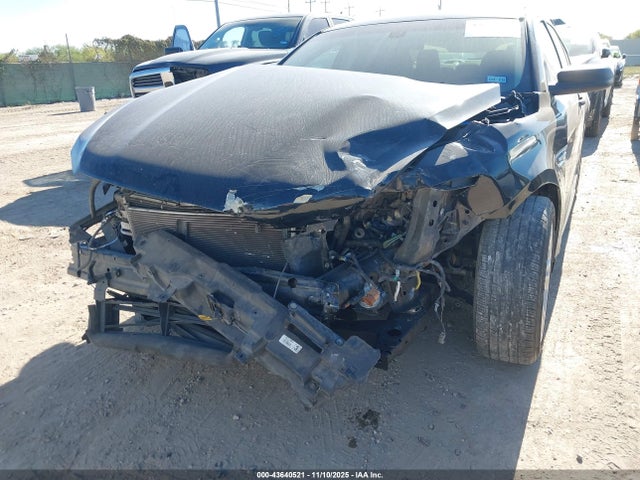 1FAHP2D80FG134121 Ford TAURUS SE