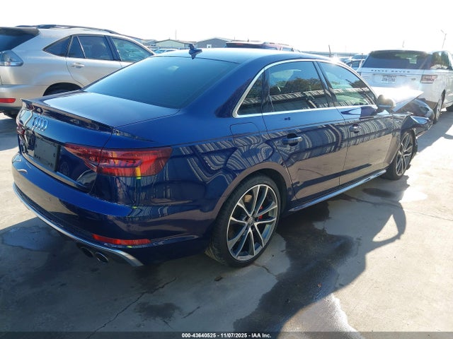 2018 AUDI S4 WAUB4AF43JA096793 Photo 3