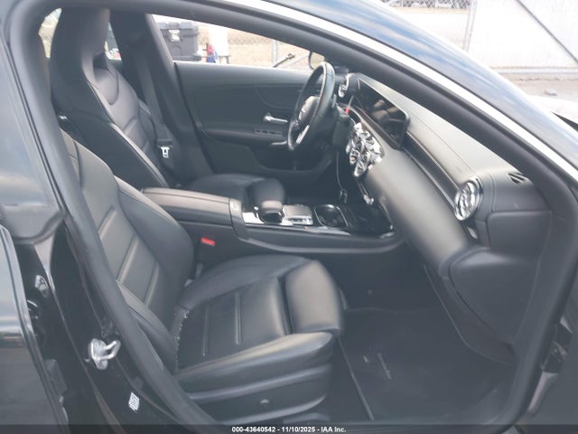2020 MERCEDES-BENZ CLA 250 WDD5J4HB6LN023800 Photo 4