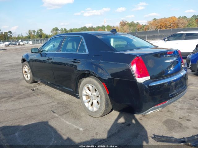 2015 CHRYSLER 300 2C3CCAAG7FH930654 Photo 2
