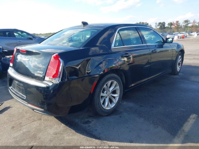 2015 CHRYSLER 300 2C3CCAAG7FH930654 Photo 3