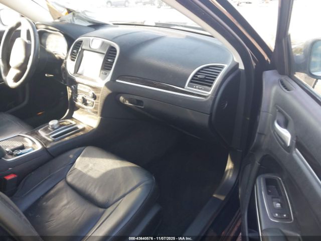 2015 CHRYSLER 300 2C3CCAAG7FH930654 Photo 4