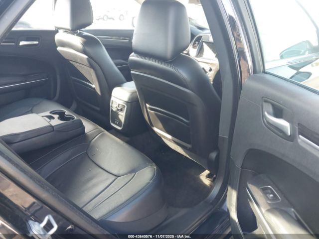 2015 CHRYSLER 300 2C3CCAAG7FH930654 Photo 7