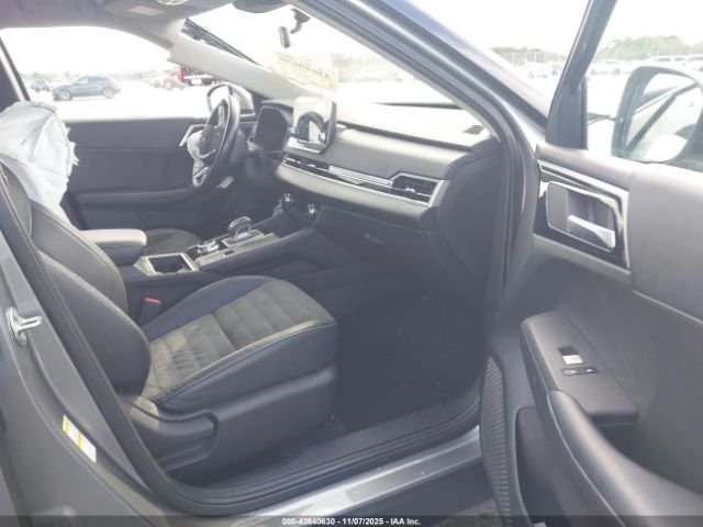 2023 MITSUBISHI OUTLANDER JA4J3UA88PZ012775 Photo 4