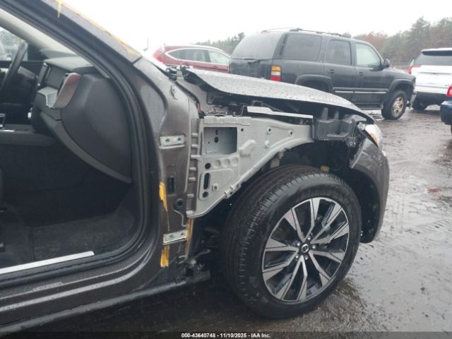 2025 VOLVO XC60 YV4M12RJ0S1216625 Photo 5