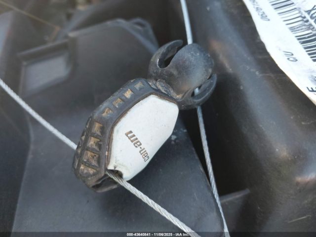 2023 CAN-AM OUTLANDER 3JBLGAU44PJ000459 Photo 10