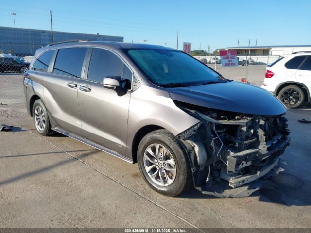2021 TOYOTA SIENNA 5TDYRKEC4MS004790