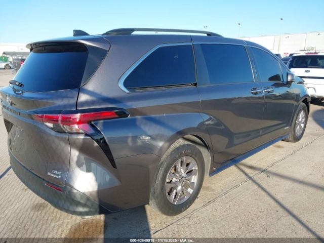 2021 TOYOTA SIENNA 5TDYRKEC4MS004790 Photo 3