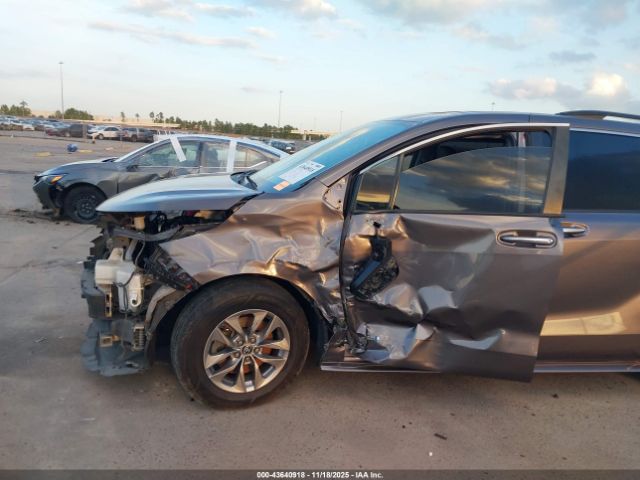 2021 TOYOTA SIENNA 5TDYRKEC4MS004790 Photo 5