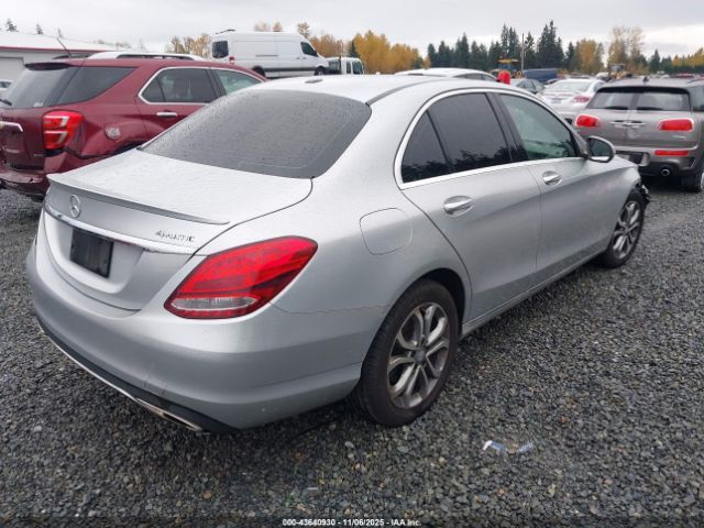 2016 MERCEDES-BENZ C 300 55SWF4KB9GU103314 Photo 3