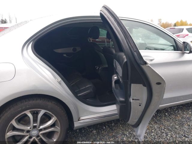 2016 MERCEDES-BENZ C 300 55SWF4KB9GU103314 Photo 7