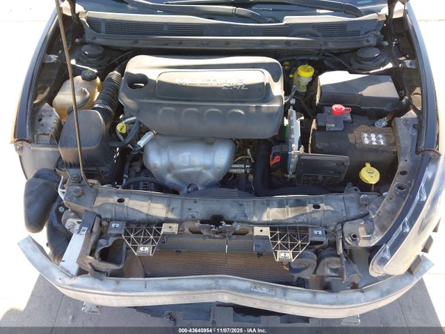 1C3CDFBBXGD529336 Dodge DART SXT